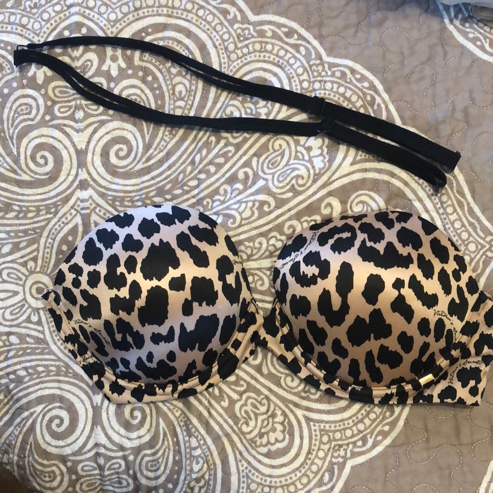 Victoria’s Secret Very Sexy Multi-way Bra